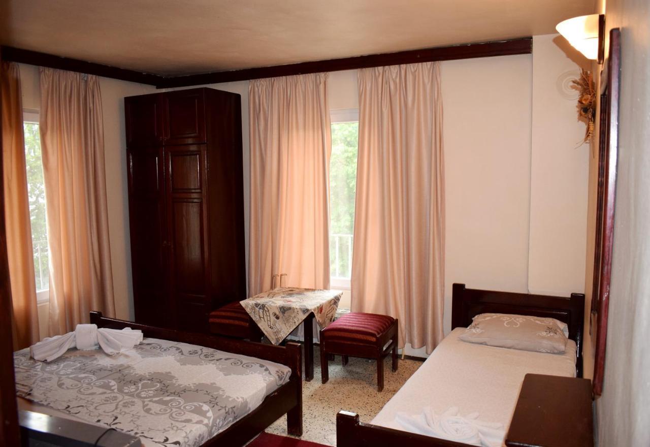 Hotel Trakia Plovdiv Bagian luar foto